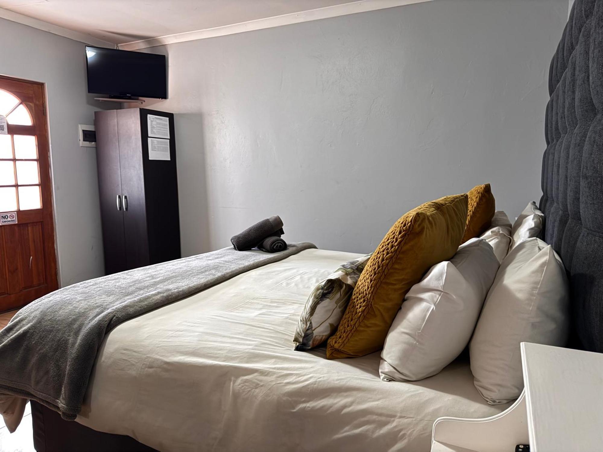 The Palms Venue & Accommodation Крэдок Экстерьер фото